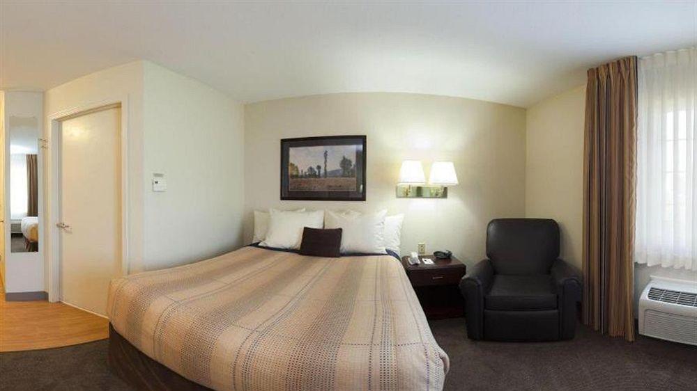 Sonesta Simply Detroit 3*